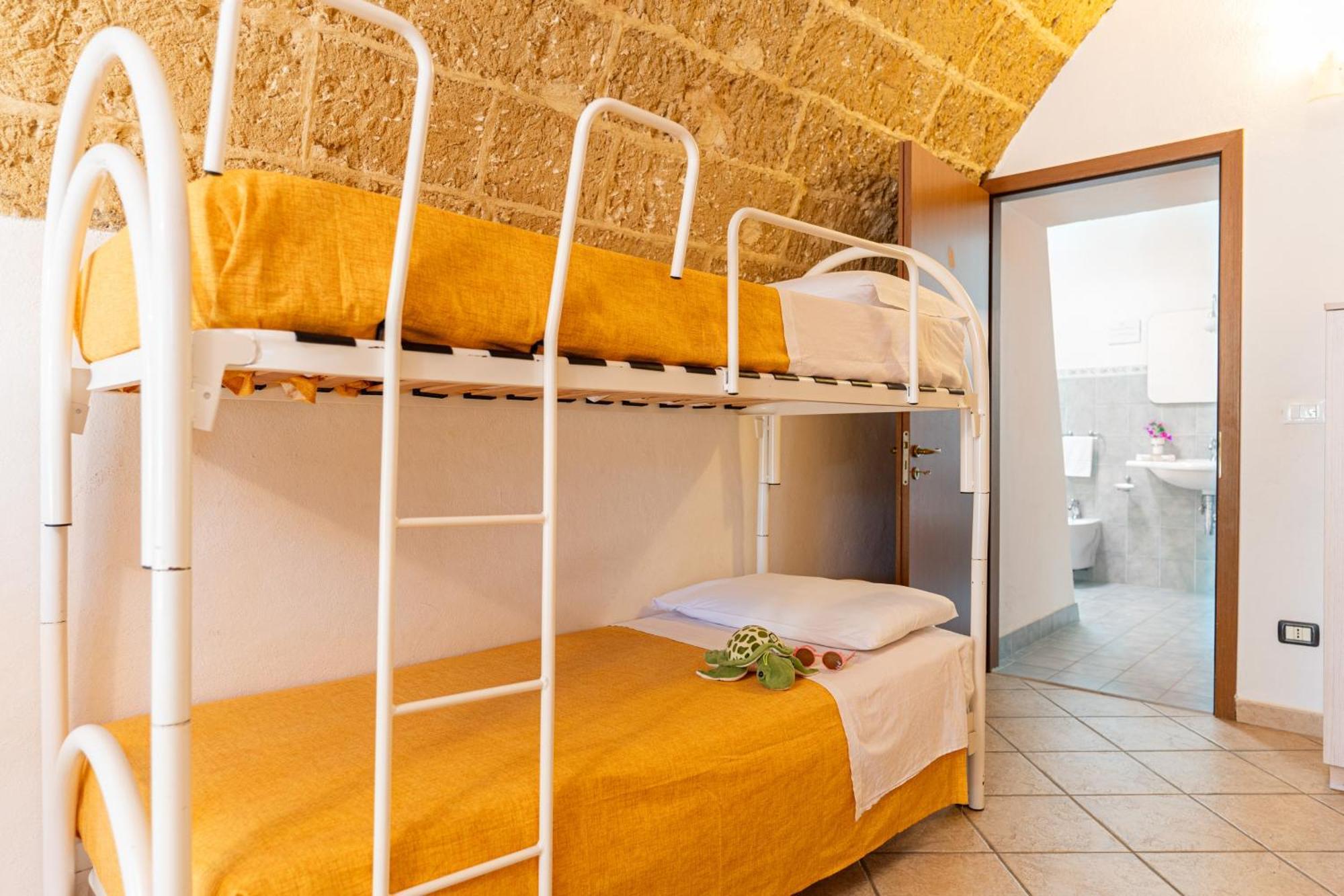 Hotel Masseria Le Pajare Presicce Zimmer foto