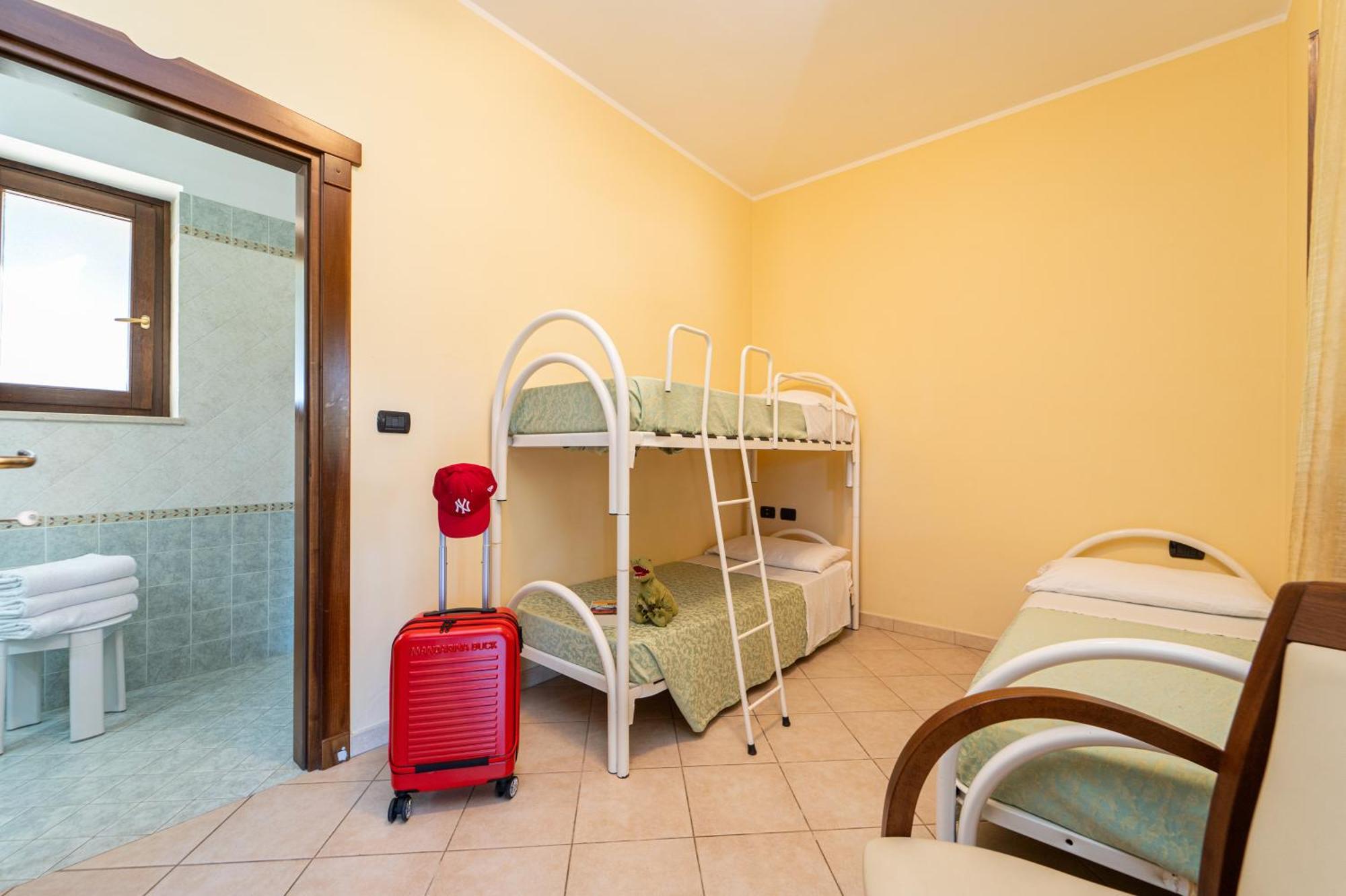 Hotel Masseria Le Pajare Presicce Zimmer foto