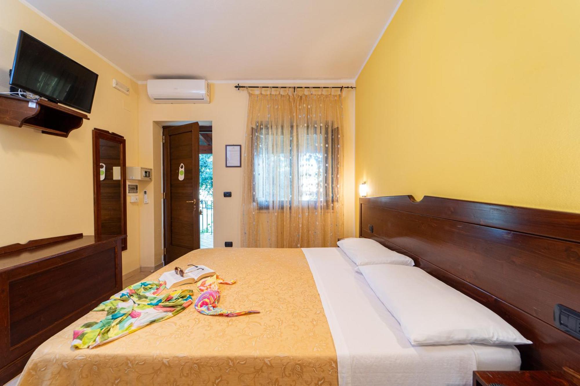Hotel Masseria Le Pajare Presicce Zimmer foto