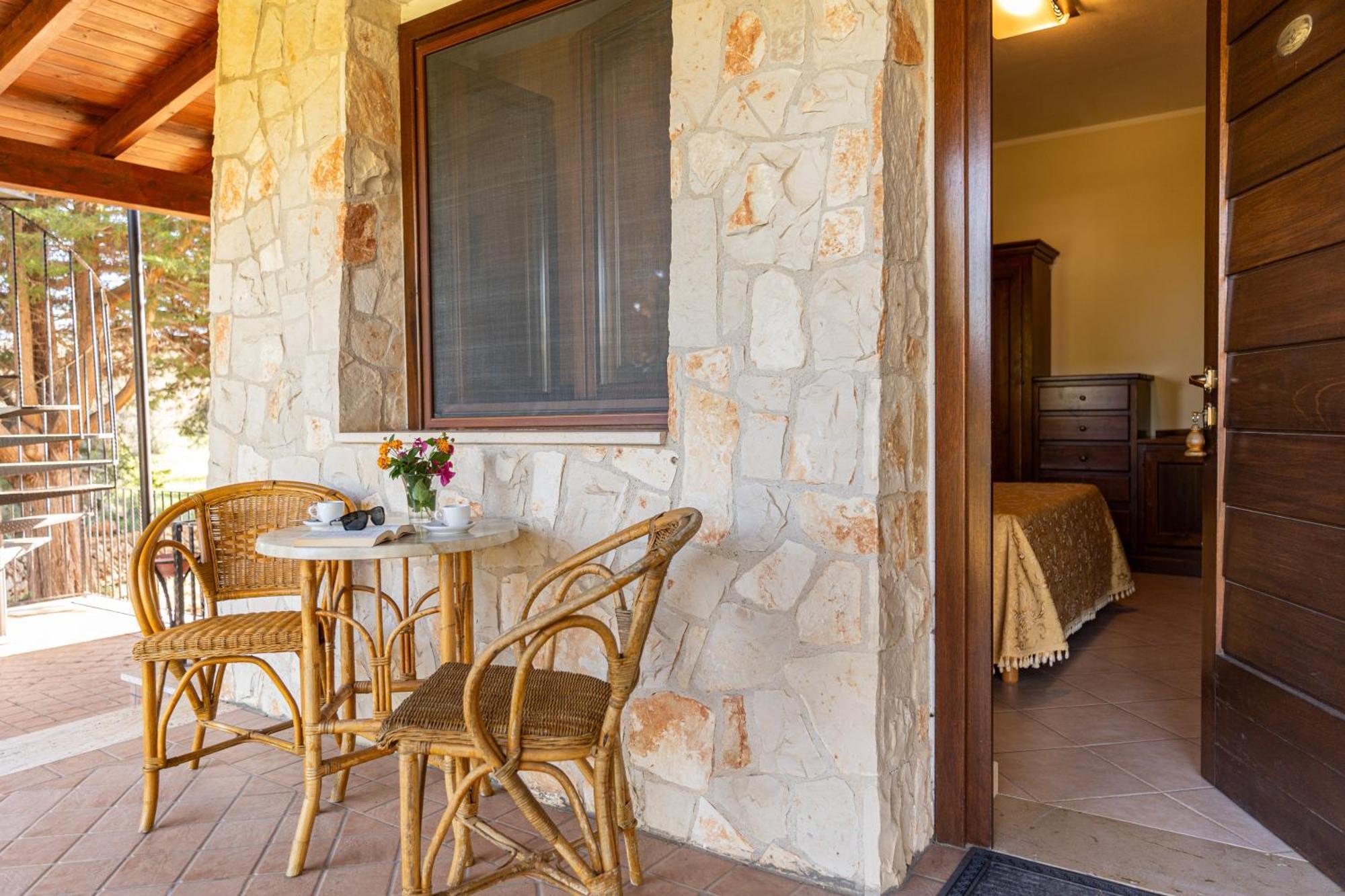 Hotel Masseria Le Pajare Presicce Zimmer foto