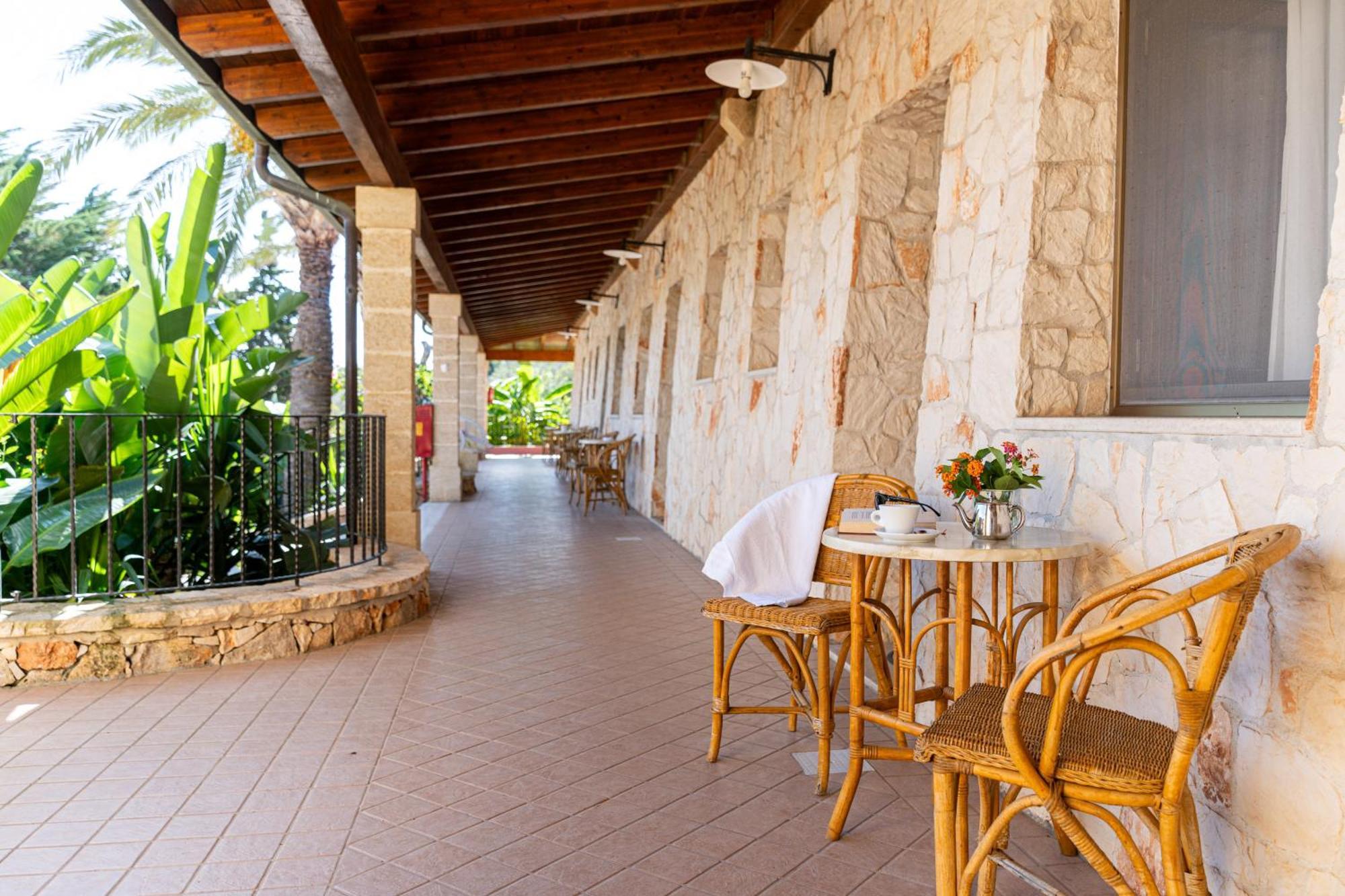 Hotel Masseria Le Pajare Presicce Zimmer foto
