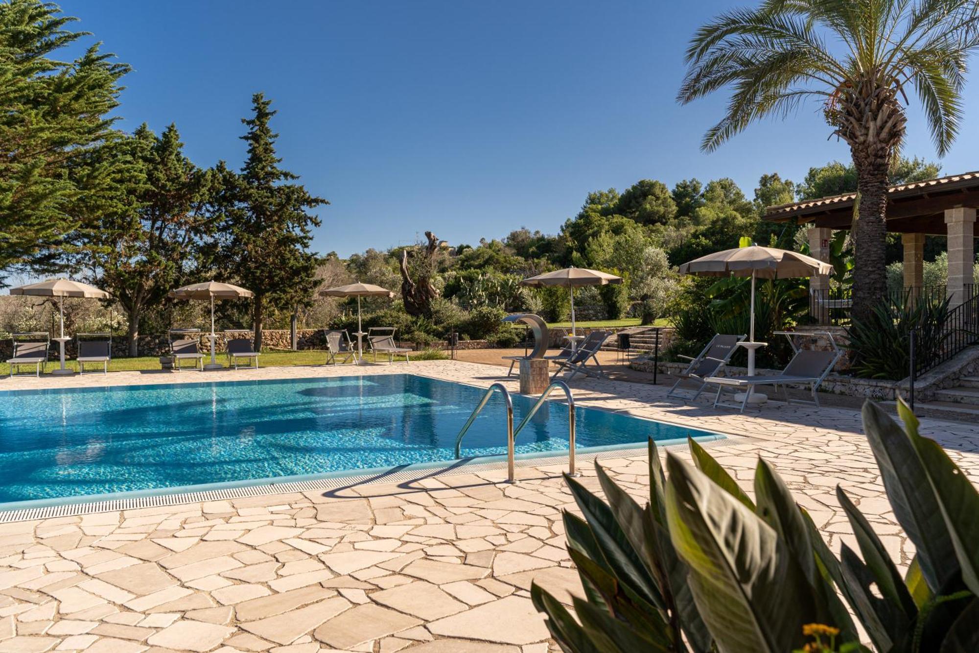 Hotel Masseria Le Pajare Presicce Exterior foto