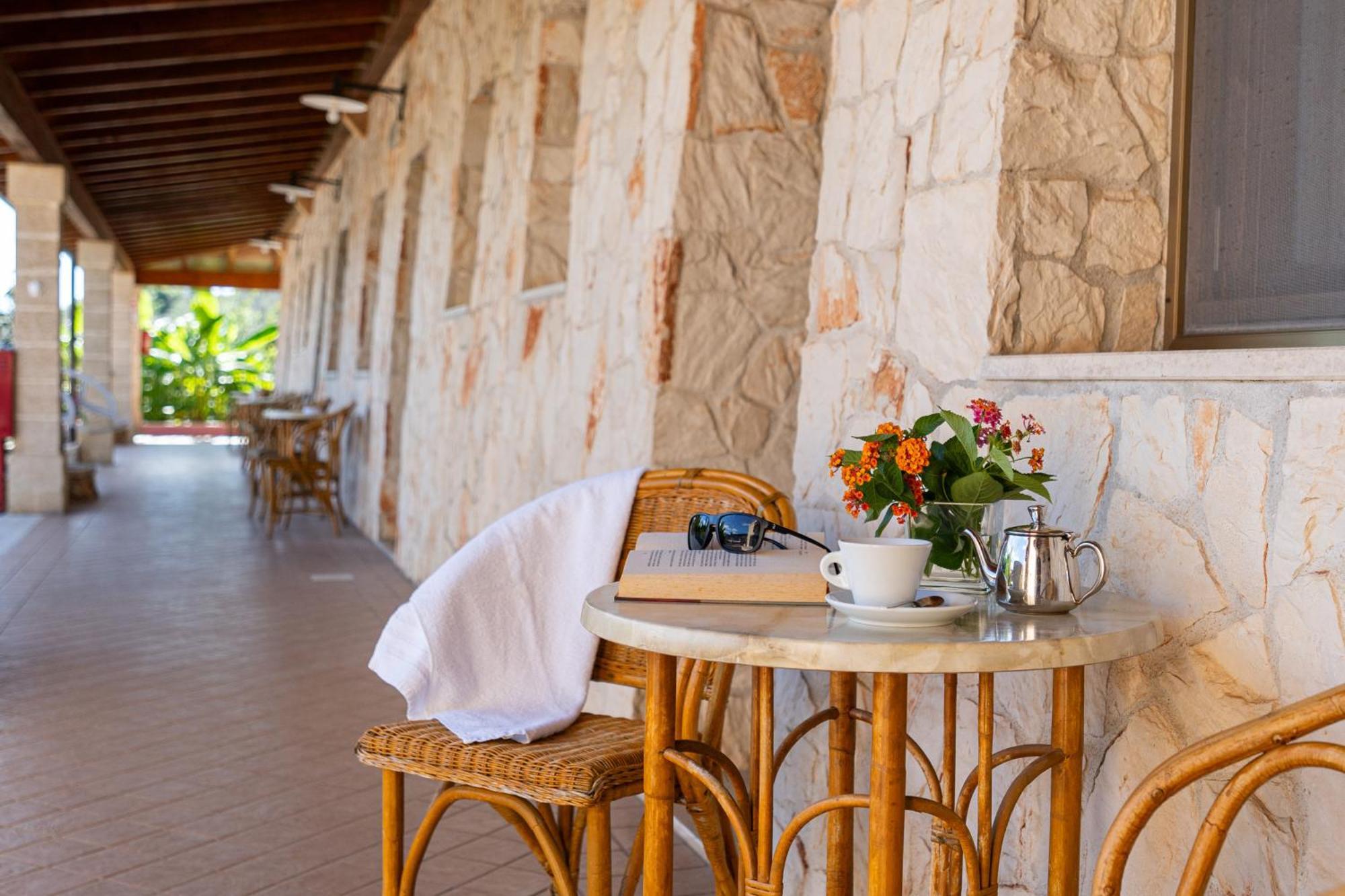 Hotel Masseria Le Pajare Presicce Exterior foto