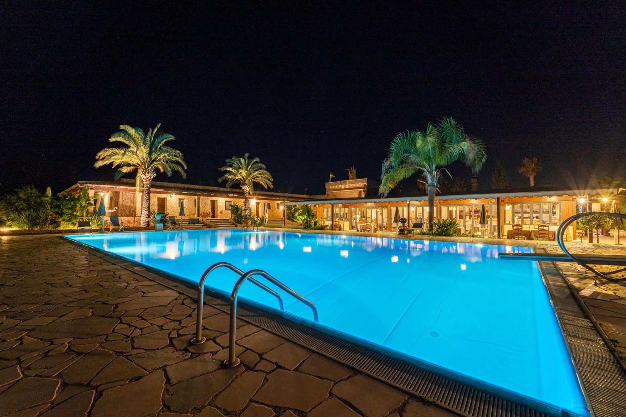 Hotel Masseria Le Pajare Presicce Exterior foto