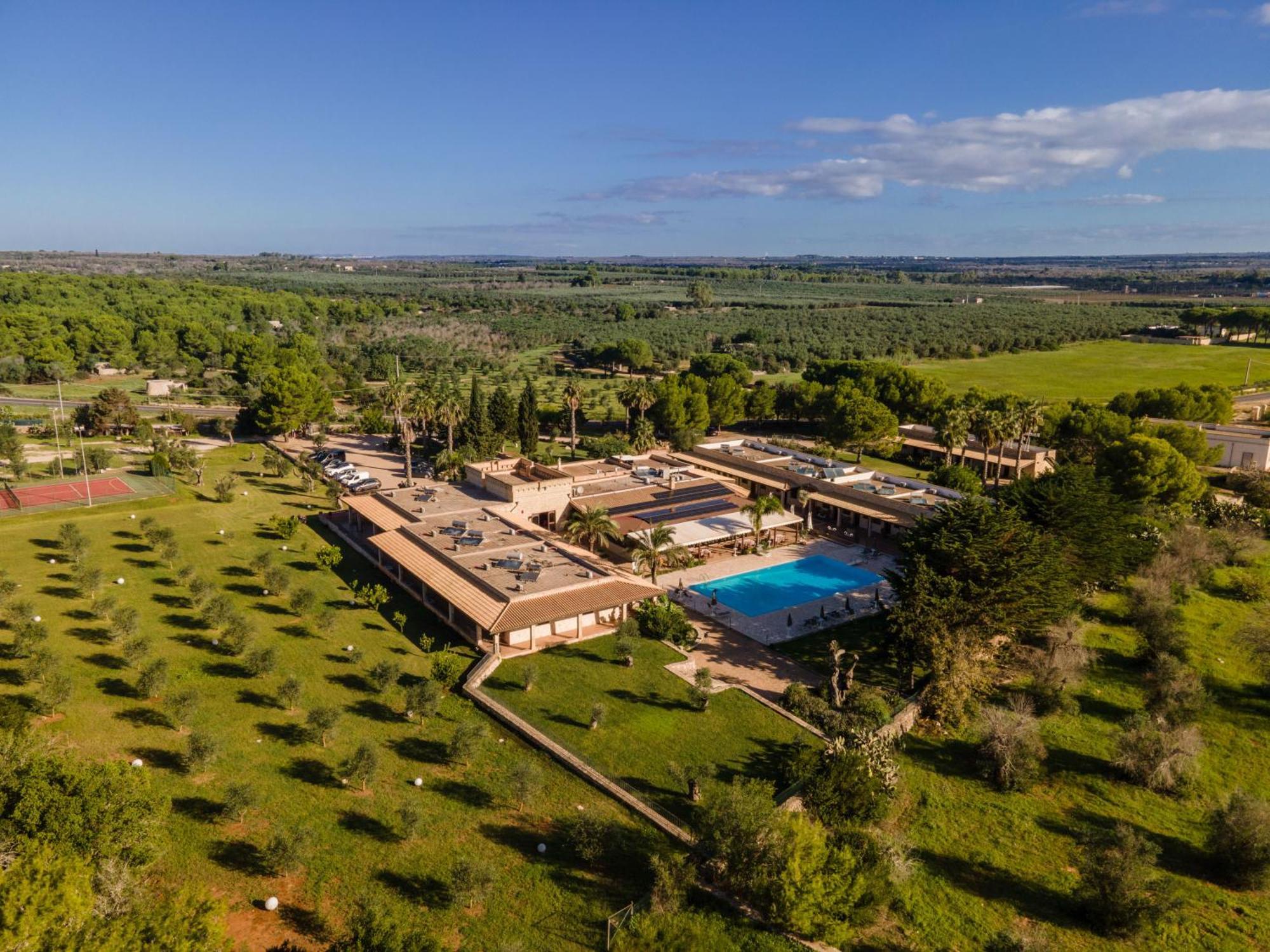 Hotel Masseria Le Pajare Presicce Exterior foto
